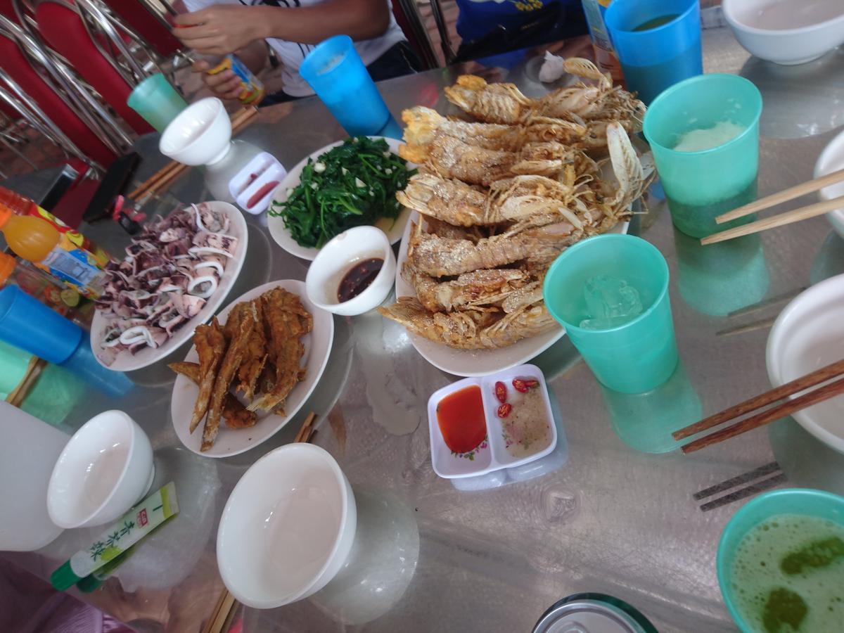 Homie Hostel & Tour Ha Giang Bagian luar foto